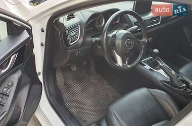 Хэтчбек Mazda 3 2013 в 