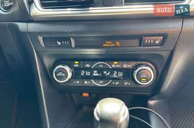 Седан Mazda 3 2018 в 