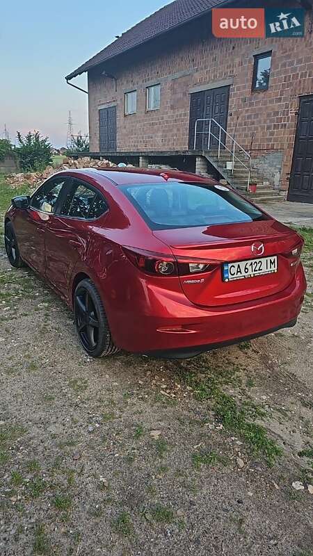 Седан Mazda 3 2014 в 