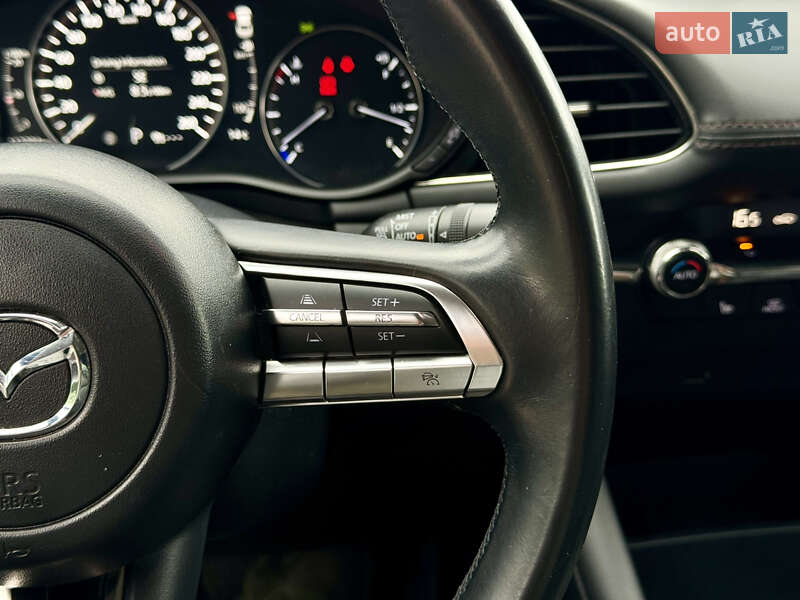 Седан Mazda 3 2019 в Виннице