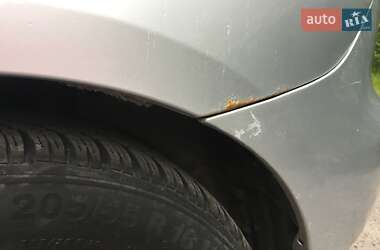 Хэтчбек Mazda 3 2006 в 