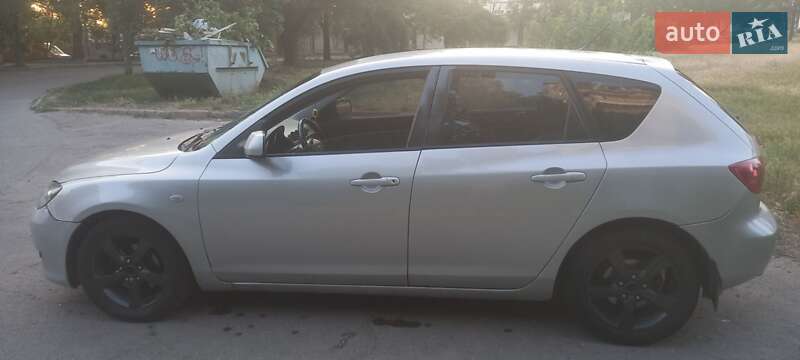 Хэтчбек Mazda 3 2003 в Запорожье