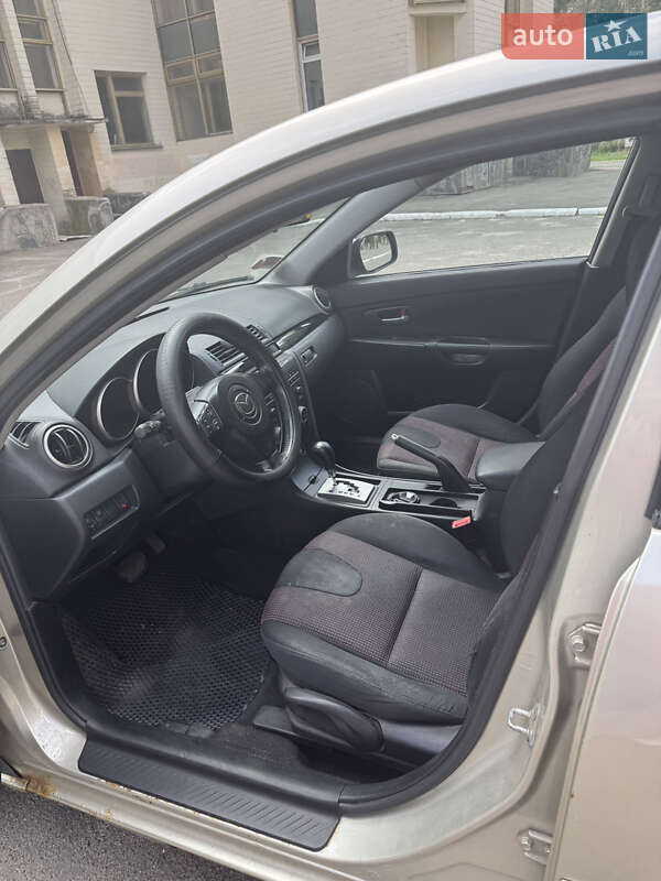 Седан Mazda 3 2005 в Киеве