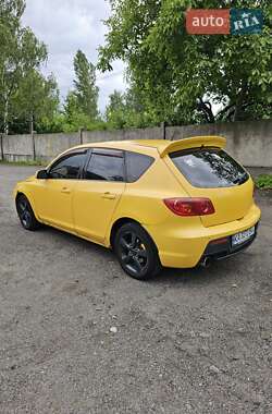 Хэтчбек Mazda 3 2004 в Киеве