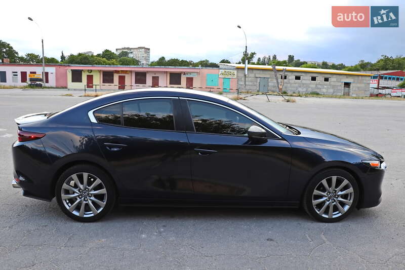 Седан Mazda 3 2020 в Кременчуці