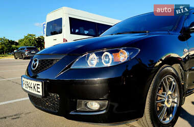 Седан Mazda 3 2005 в 