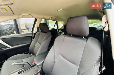 Хэтчбек Mazda 3 2011 в 