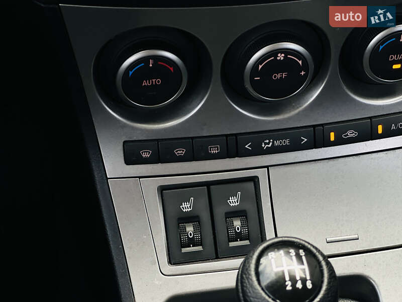 Хэтчбек Mazda 3 2011 в Харькове