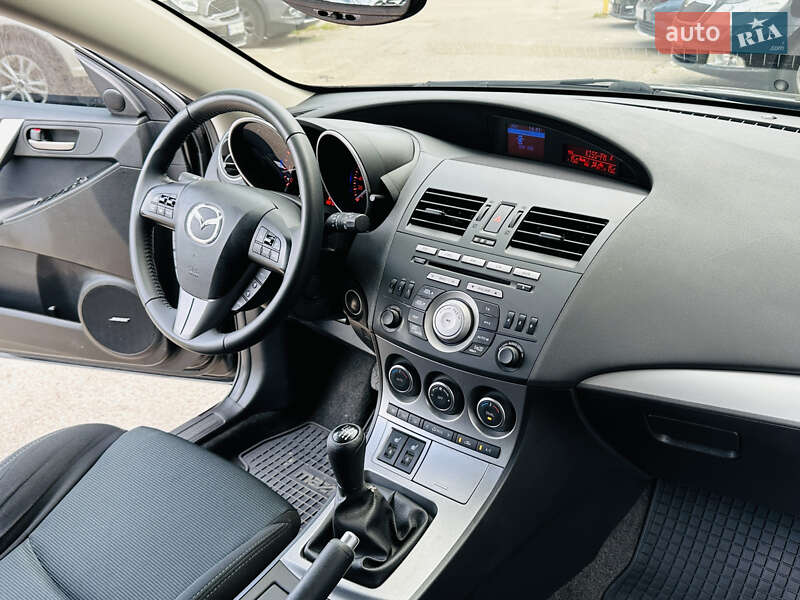 Хэтчбек Mazda 3 2011 в Харькове