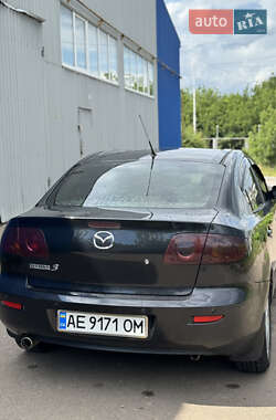 Седан Mazda 3 2004 в 