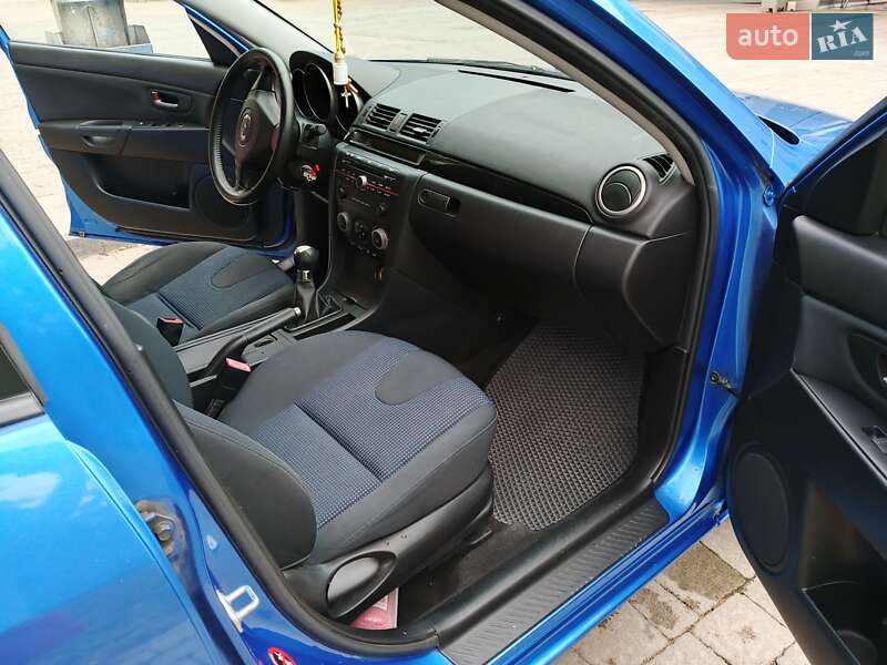 Хетчбек Mazda 3 2006 в Бучачі