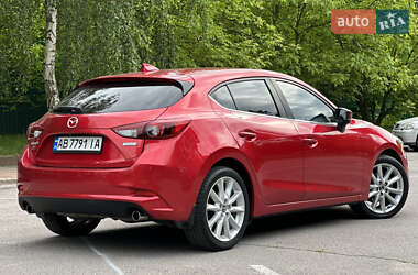 Хэтчбек Mazda 3 2017 в 