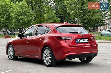 Хэтчбек Mazda 3 2017 в 