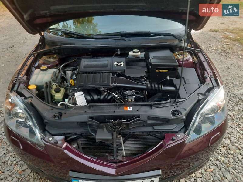 Хэтчбек Mazda 3 2008 в Мукачево