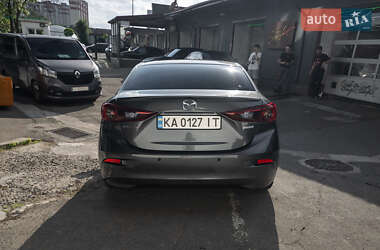 Седан Mazda 3 2013 в 