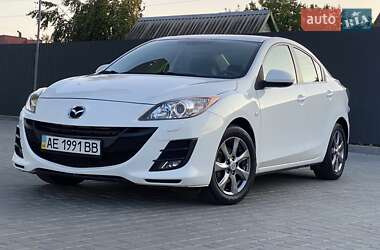 Седан Mazda 3 2011 в Дніпрі