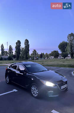 Хетчбек Mazda 3 2016 в 