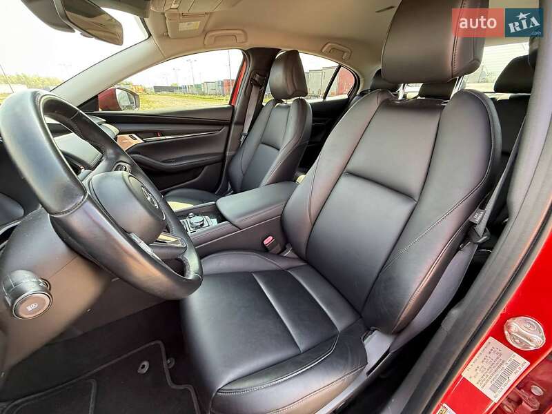 Седан Mazda 3 2019 в Львове