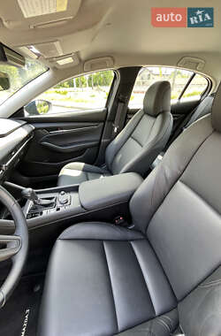 Седан Mazda 3 2021 в 