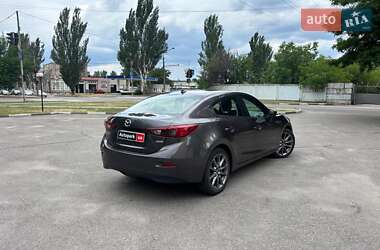 Седан Mazda 3 2018 в 