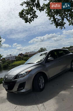 Хетчбек Mazda 3 2010 в 