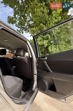 Хетчбек Mazda 3 2010 в 