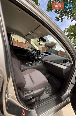 Хетчбек Mazda 3 2010 в 