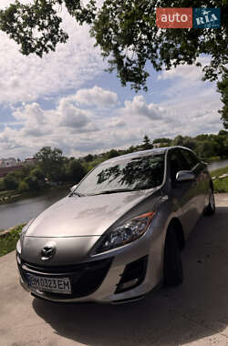 Хетчбек Mazda 3 2010 в 