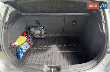 Хетчбек Mazda 3 2010 в 