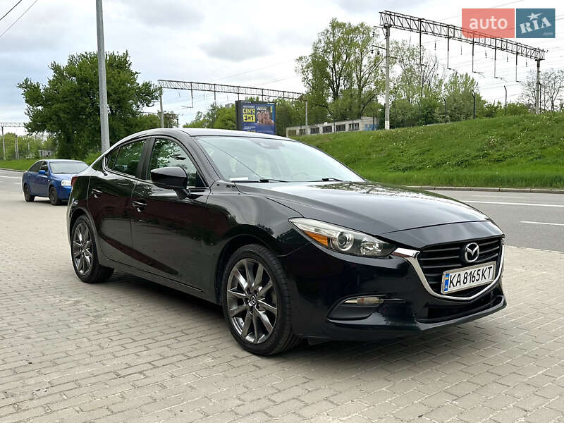 Mazda 3 2018