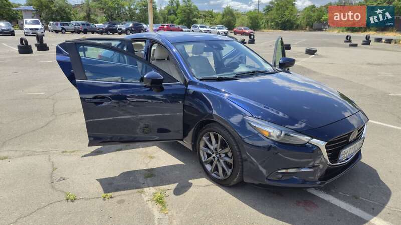 Седан Mazda 3 2018 в Одессе