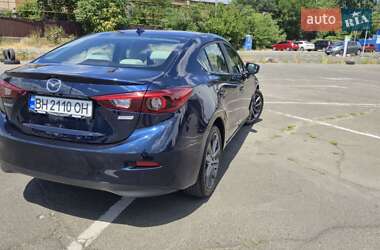 Седан Mazda 3 2018 в 