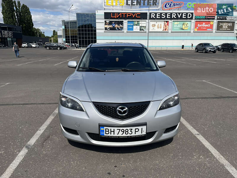 Седан Mazda 3 2004 в Одесі