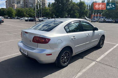 Седан Mazda 3 2004 в Березанке