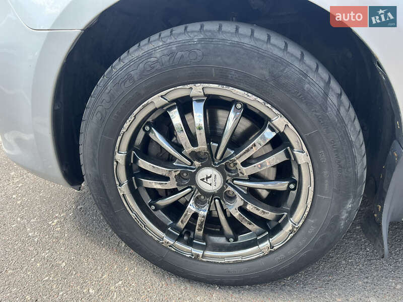 Седан Mazda 3 2004 в Одесі