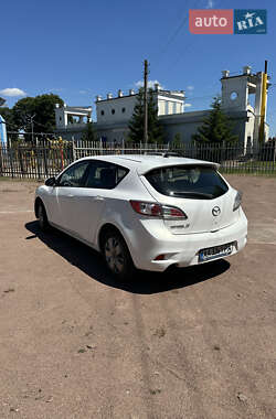 Хэтчбек Mazda 3 2011 в 