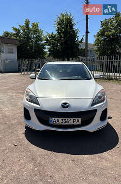 Хэтчбек Mazda 3 2011 в 