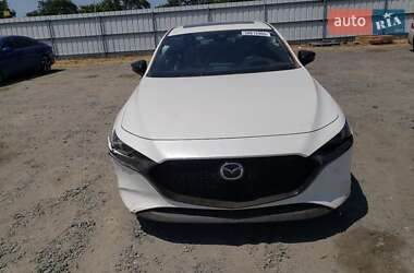 Седан Mazda 3 2021 в 