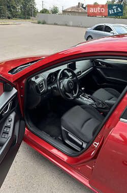Хэтчбек Mazda 3 2016 в 