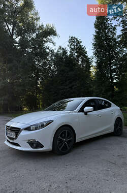Седан Mazda 3 2015 в Сумах