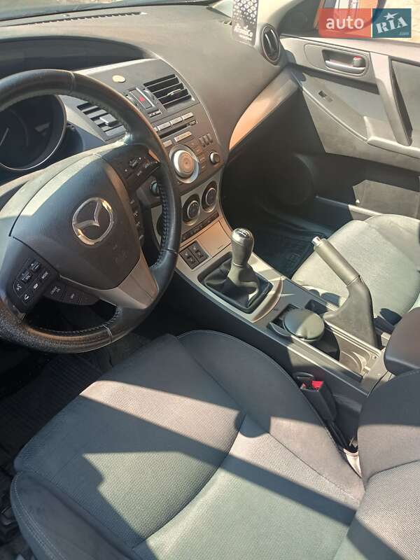 Хэтчбек Mazda 3 2010 в Славянске фото 5 Хэтчбек Mazda 3 2010 в Славянске