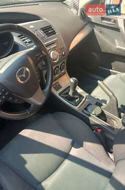 Хэтчбек Mazda 3 2010 в 