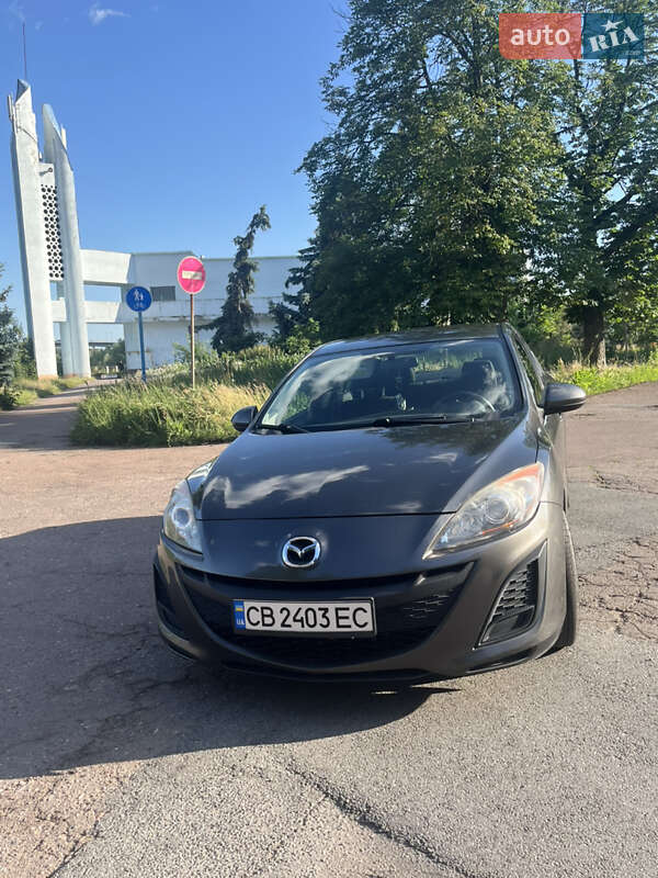 Седан Mazda 3 2009 в Чернигове