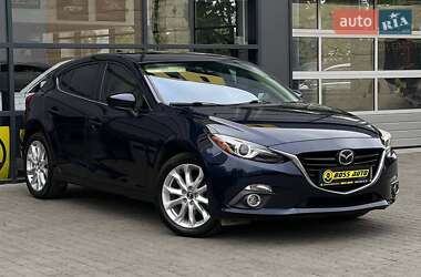 Хэтчбек Mazda 3 2015 в Ивано-Франковске