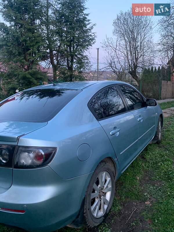 Седан Mazda 3 2006 в Львові