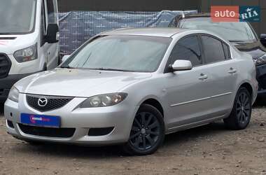 Седан Mazda 3 2004 в 