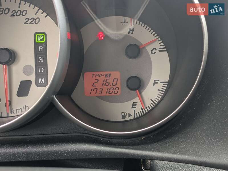 Седан Mazda 3 2004 в Киеве