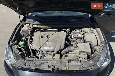 Седан Mazda 3 2015 в 