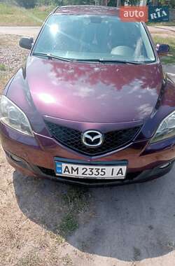 Хетчбек Mazda 3 2006 в Лугинах