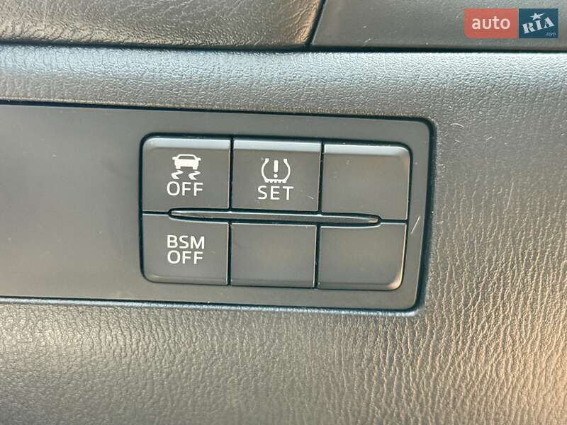 Седан Mazda 3 2014 в Харькове
